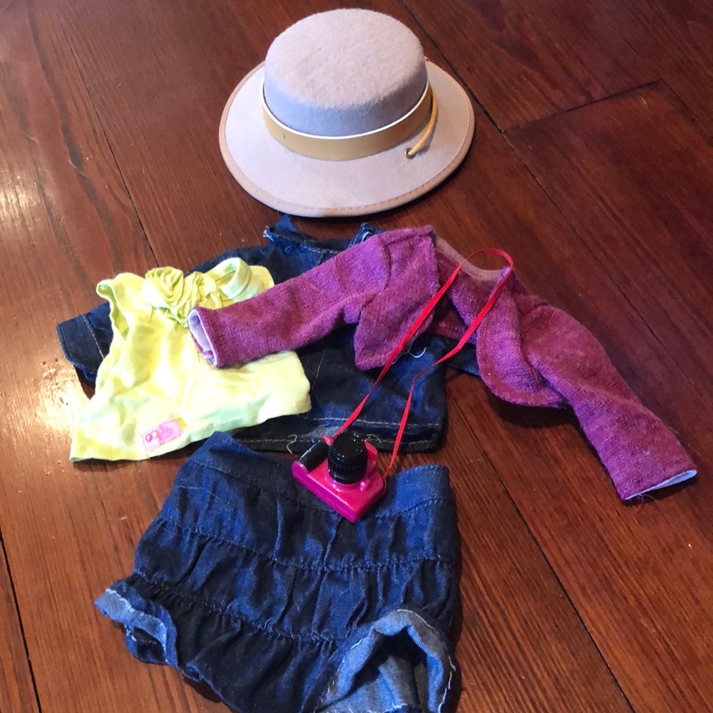 American girl clothing and accessories set